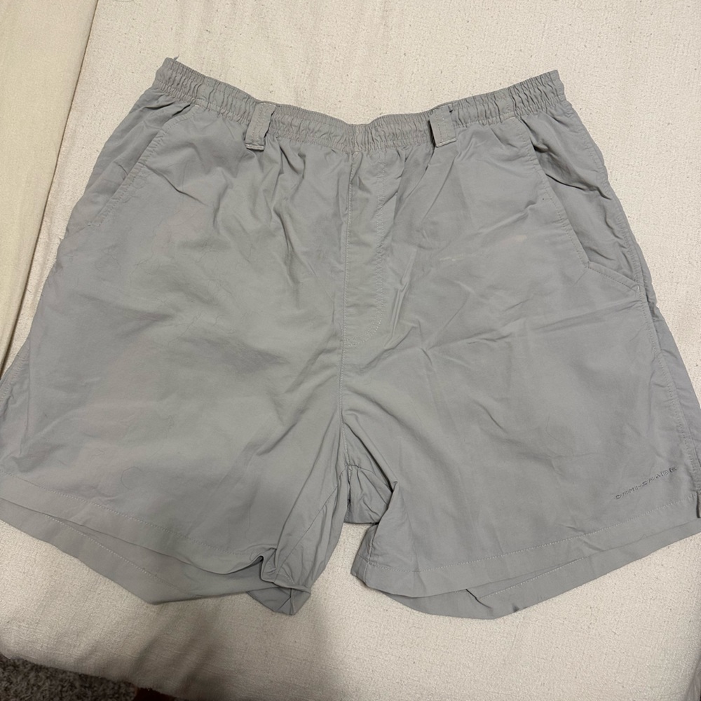 Men’s Kahki Columbia (L) Backast Water Shorts